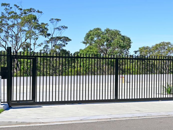 leading-fencing-contractor-30-years-of-reputation-amp-proven-demand-mid-north-c-0