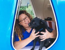 Join the booming pet industry, become a Blue Wheeler Mobile Dog Groomer