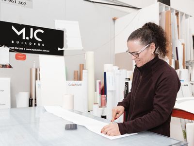 established-centre-client-base-sydney-south-signs-graphics-4