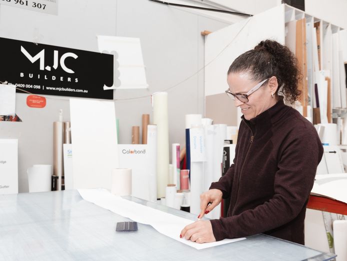 established-centre-client-base-sydney-south-signs-graphics-4