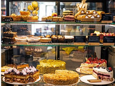 beautifully-designed-cafe-for-sale-brisbane-north-0