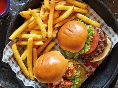 price-reduction-industrial-takeaway-amp-snack-bar-5836-0