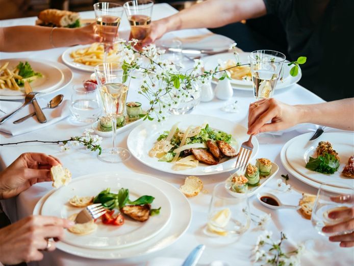 star-blazing-modern-asian-restaurant-5851-1