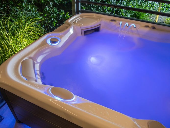 back-on-the-market-business-selling-spas-and-saunas-5778-0