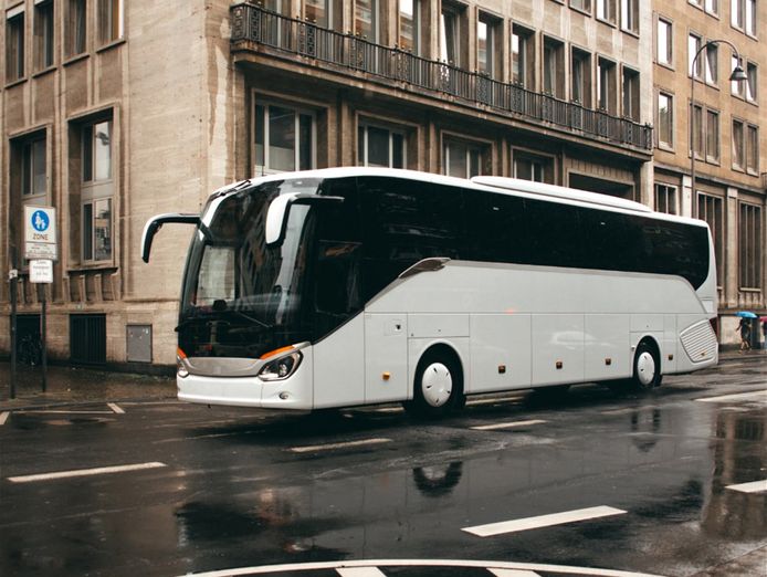 established-mid-north-coast-coach-tour-operator-1031-0