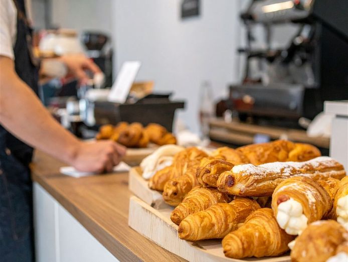 fully-managed-cafe-for-sale-maryborough-cbd-5927-0