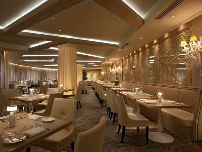 specialist-cabinetry-and-top-end-commercial-interiors-0