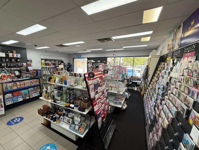 well-maintained-family-news-lotto-easily-run-by-a-single-person-3