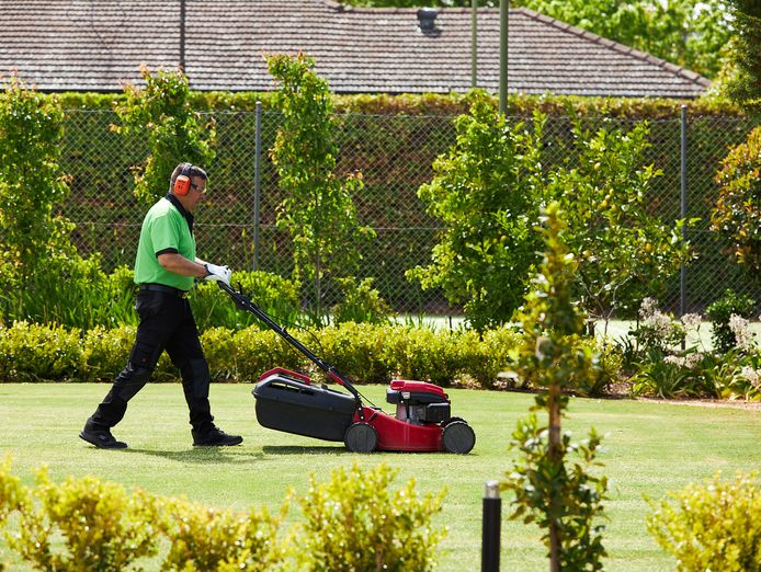 lawn-and-garden-franchise-now-available-in-st-leonards-vic-4