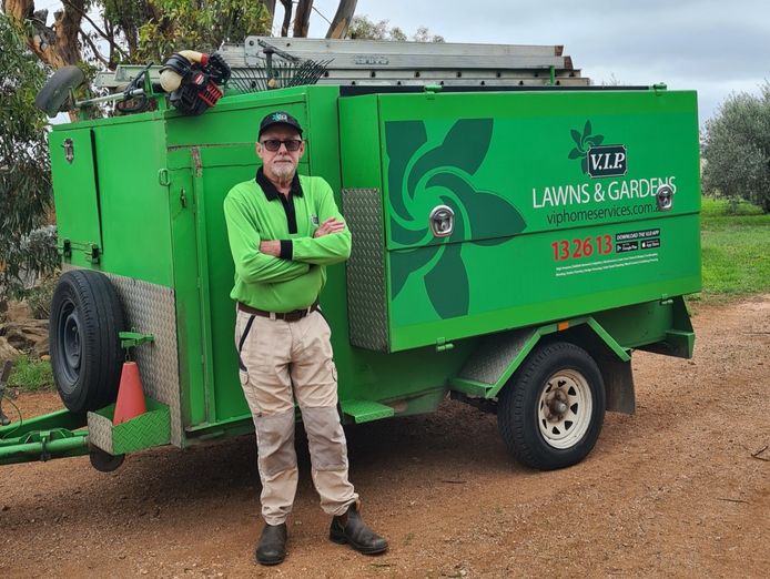 lawns-gardens-franchise-opportunity-in-rose-park-start-your-v-i-p-journey-0