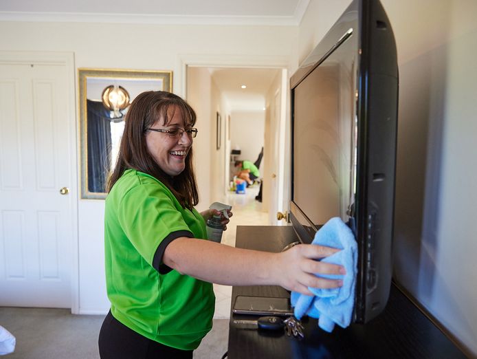 home-cleaning-franchise-now-available-in-queensland-join-a-cleaning-franchise-4