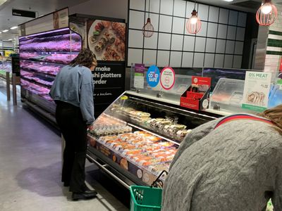 sushi-izu-takeaway-northern-beach-shopping-centre-based-profitable-stores-2