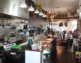Main Street Corner Café – Open Kitchen                    