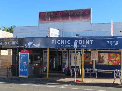convenience-store-picnic-point-0