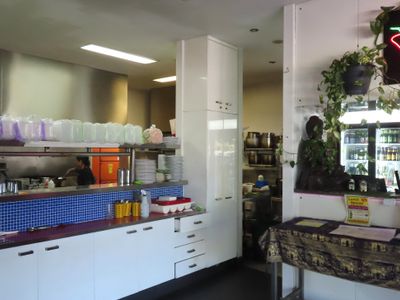 thai-restaurant-bar-takeaways-traditional-3