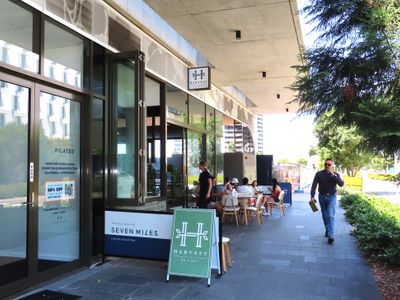 cafe-five-day-a1-on-first-9