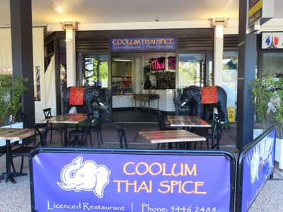thai-restaurant-bar-takeaways-traditional-8