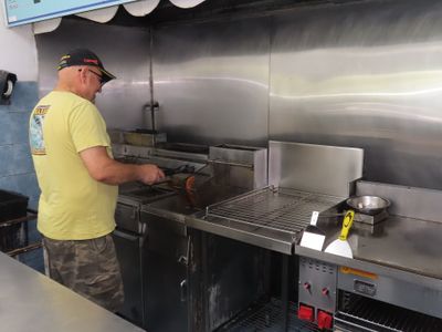 locals-favourite-fish-chips-6