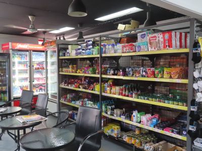 fish-n-chips-burgers-coffee-convenience-lines-5