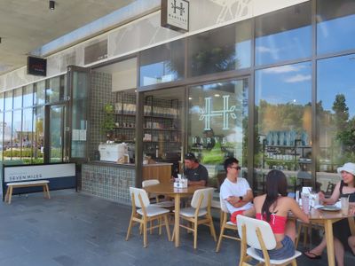 cafe-five-day-a1-on-first-0