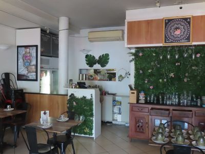 thai-restaurant-takeaways-on-thomas-7
