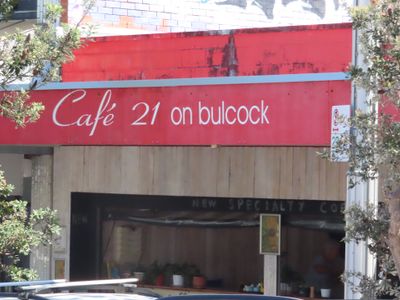 spacious-licenced-cafe-main-street-9