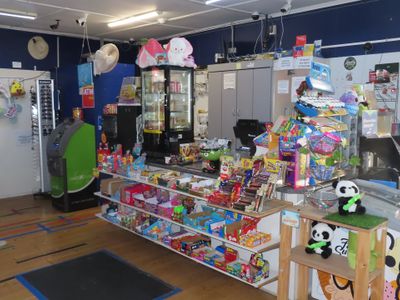 convenience-store-picnic-point-3