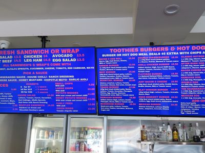 burgers-hot-dogs-dirty-sodas-on-thomas-8