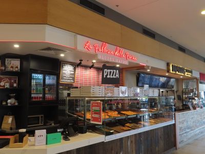 classic-pizza-pasta-sunshine-plaza-food-court-1
