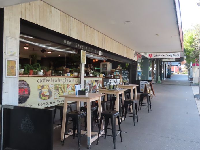 spacious-licenced-cafe-main-street-8