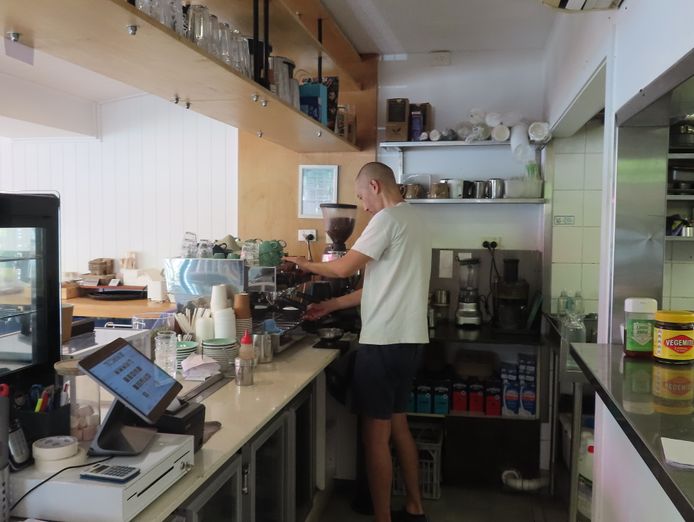 highly-visual-corner-cafe-riverside-6