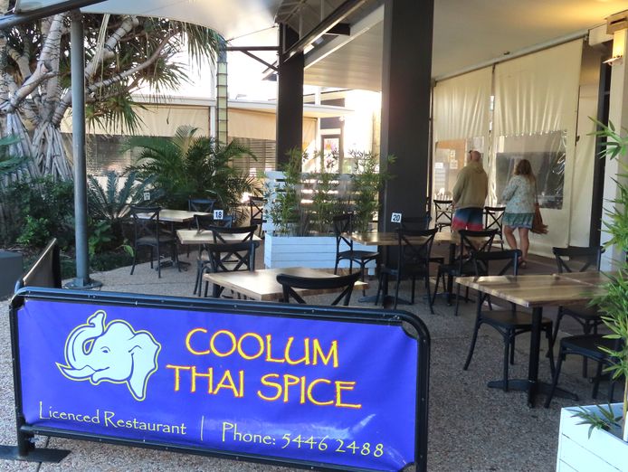 thai-restaurant-bar-takeaways-traditional-1