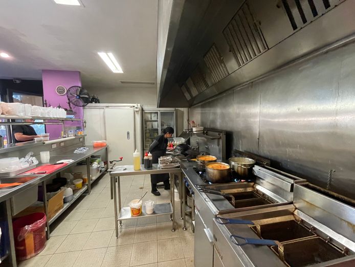 thai-restaurant-bar-takeaways-traditional-5