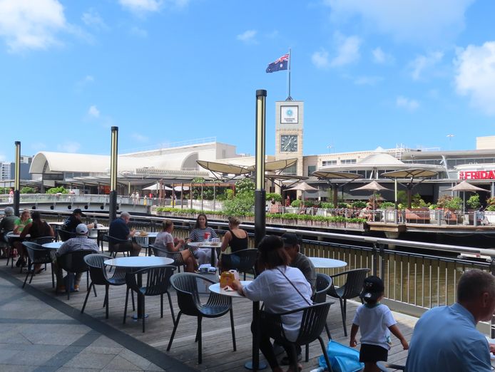 classic-pizza-pasta-sunshine-plaza-food-court-9