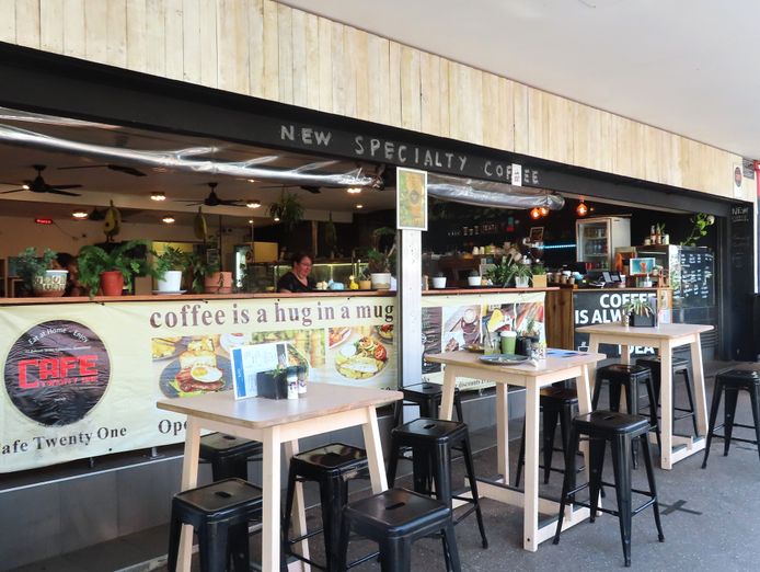 spacious-licenced-cafe-main-street-0