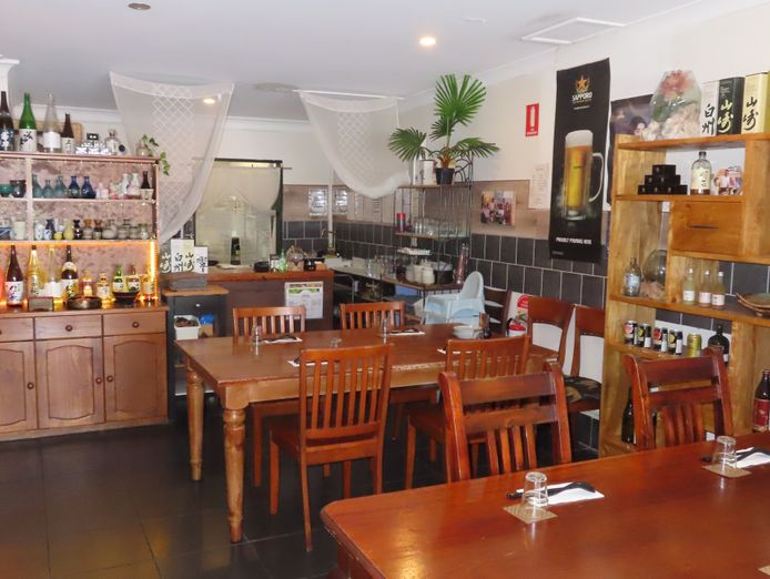 licenced-japanese-restaurant-close-beach-location-1