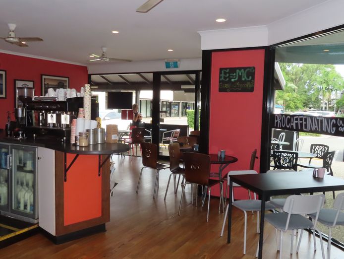 sizable-cafe-local-shops-and-services-centre-6