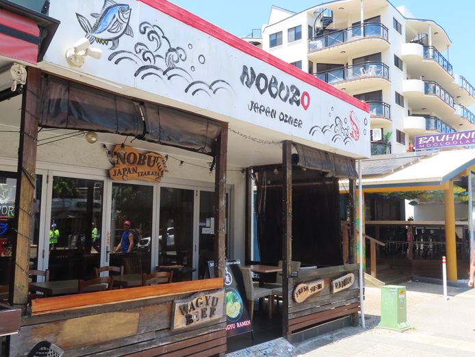 licenced-japanese-restaurant-close-beach-location-8