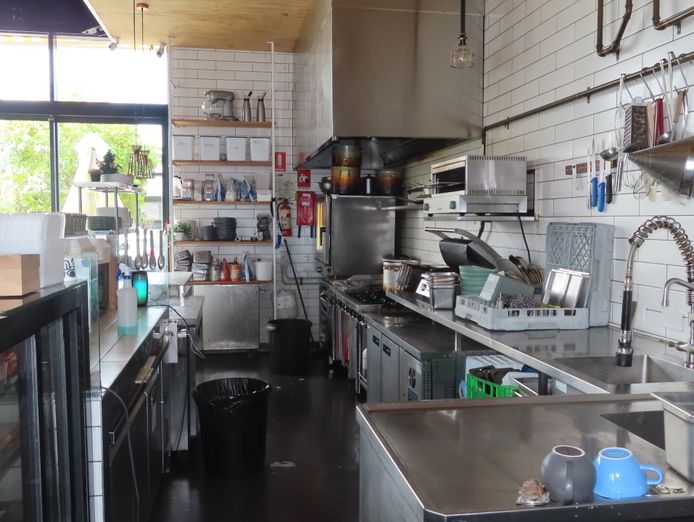 trendy-cafe-healthy-choices-widely-known-5