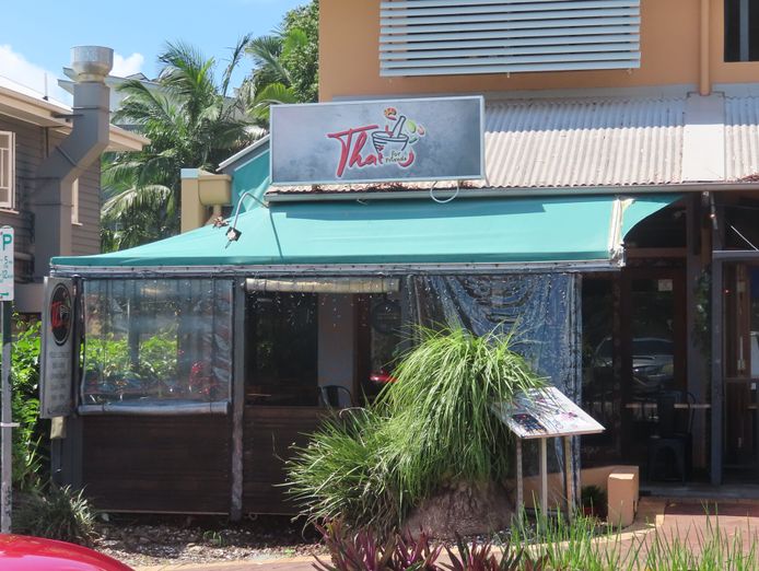 thai-restaurant-takeaways-on-thomas-1