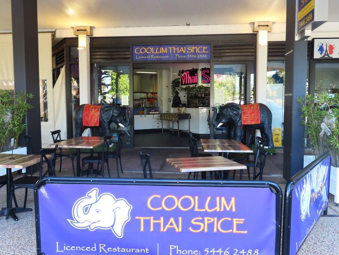 thai-restaurant-bar-takeaways-traditional-8