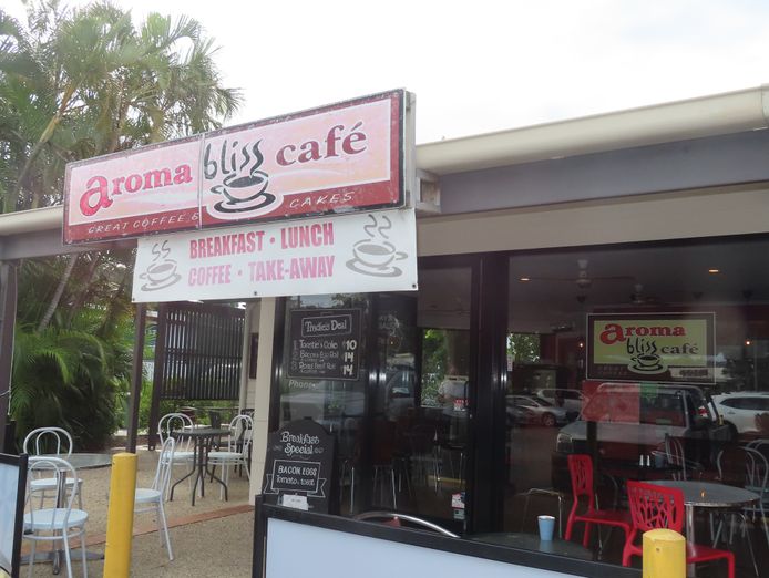 sizable-cafe-local-shops-and-services-centre-9