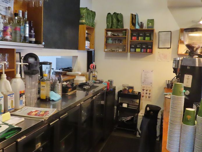 cafe-with-character-popular-local-5
