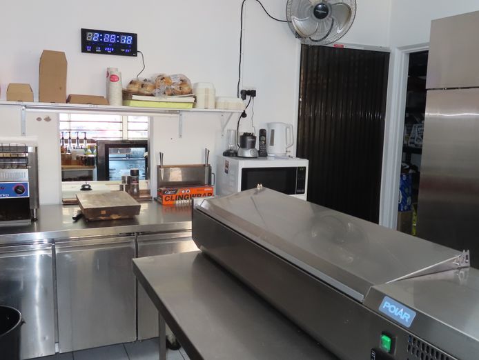 industrial-cafe-lunchbar-near-new-fit-out-6