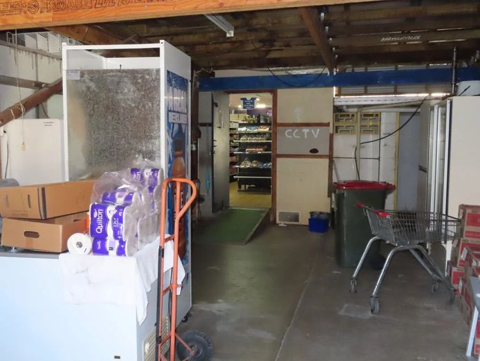 convenience-store-picnic-point-7