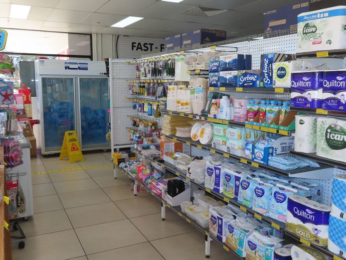 convenience-store-first-class-presentation-3