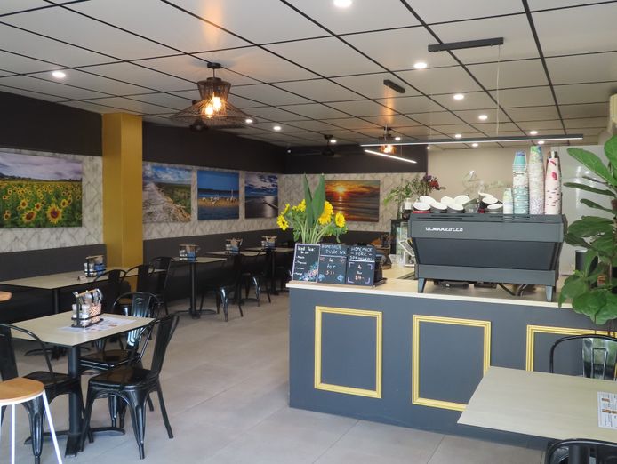 central-espresso-cafe-main-street-2
