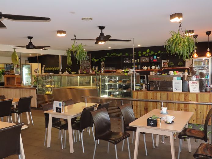 spacious-licenced-cafe-main-street-1