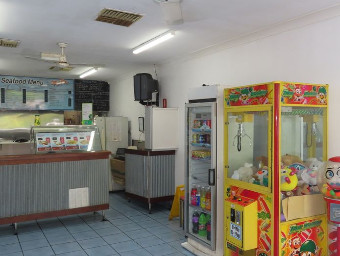 locals-favourite-fish-chips-7