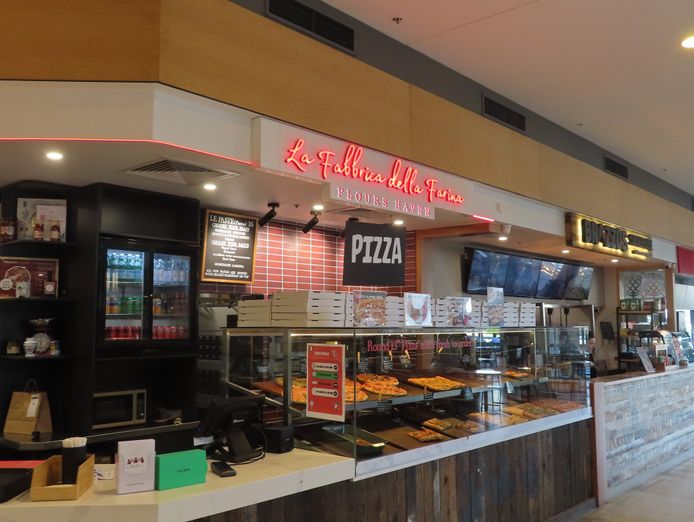 classic-pizza-pasta-sunshine-plaza-food-court-1